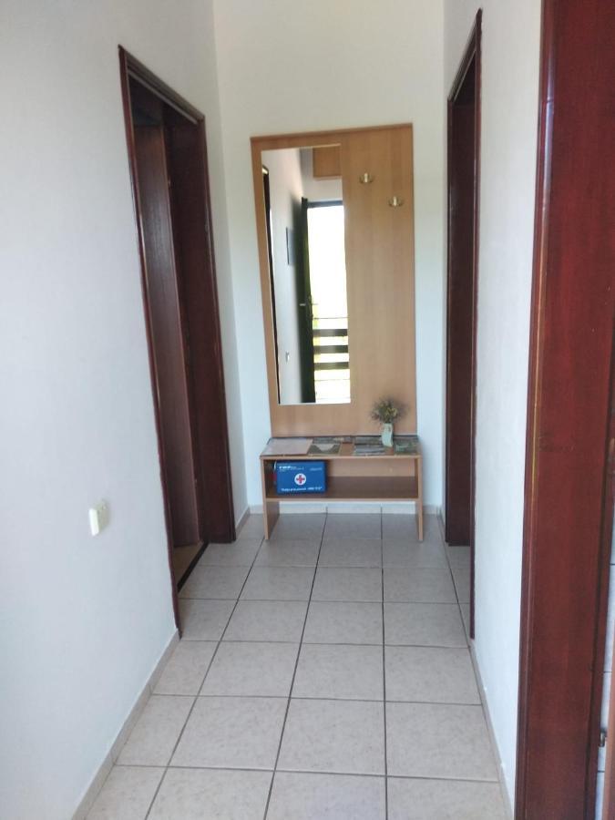 Apartment Savic Starigrad Paklenica Exterior foto