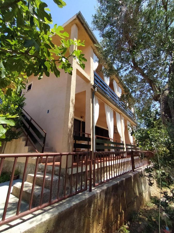 Apartment Savic Starigrad Paklenica Exterior foto